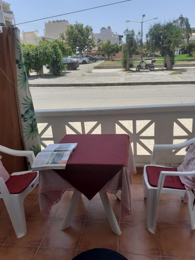 Tzil Home Кипарисия Екстериор снимка